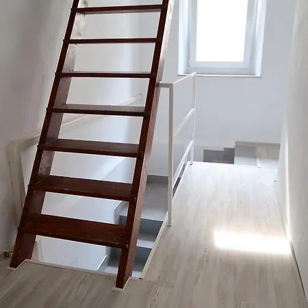 Dolje Apartment Tolmin